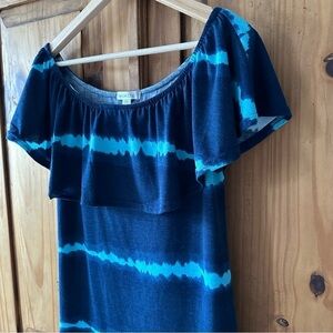 Magazine Blue Off The Shoulder Casual Top - Small